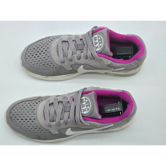Nike Air Max Girls 4.5 Sneakers Low Top, Gray 917642-004 - Picture 2 of 8